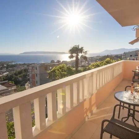 Apartment Dany - Free Beach Parking Makarska Exterior photo